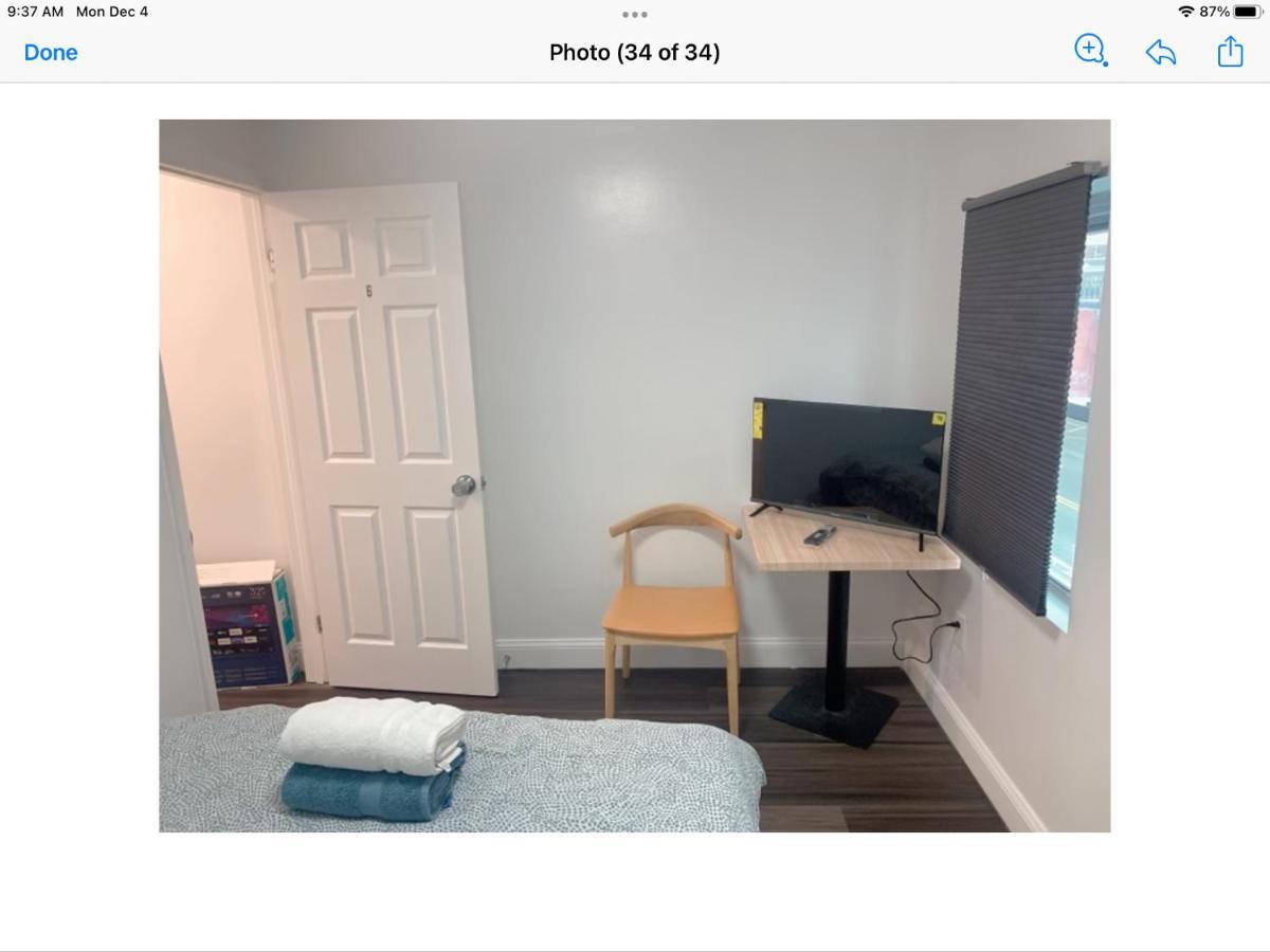 Stylist Bedroom Central Of Baltimore Exterior foto